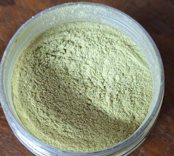 COLORANTS POUDRE NACRE 25g/  Banana